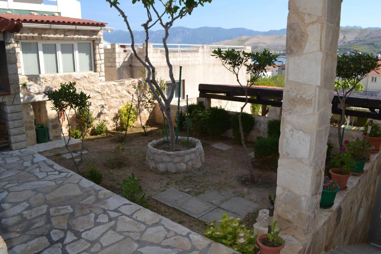 Apartment Lora Pag Town Exterior photo